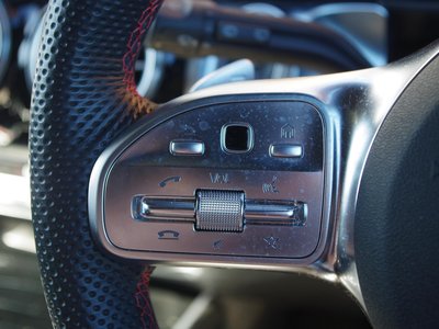 MERCEDES-BENZ GLB - 9