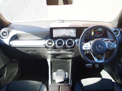 MERCEDES-BENZ GLB - 4