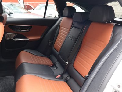 صورة 10 لـ 2024 Mercedes-BENZ C-CLASS AMG