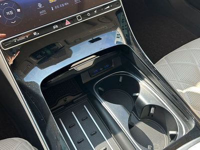 صورة 9 لـ 2024 Mercedes-BENZ S-CLASS