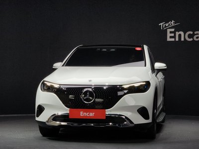 MERCEDES-BENZ EQE - 2