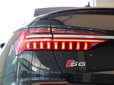 AUDI S6 - 8