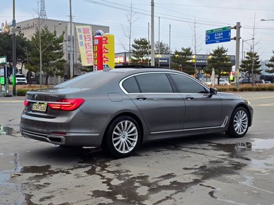 BMW 7 SERIES - 5