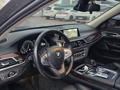 BMW 7 SERIES - 4