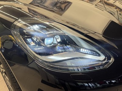 PORSCHE PANAMERA - 4