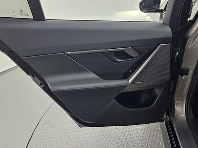 2025 BMW 5 SERIES 缩略图 15