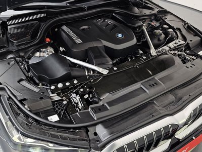 2025 BMW 5 SERIES 照片 7