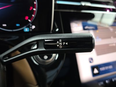 2025 Mercedes-BENZ E-CLASS — миниатюра 12