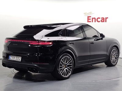 2022 Porsche CAYENNE 照片 3