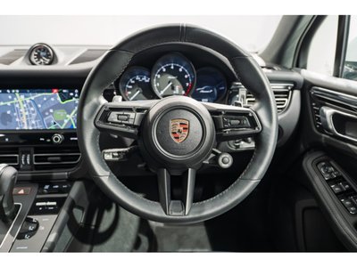 صورة 5 لـ 2024 Porsche MACAN