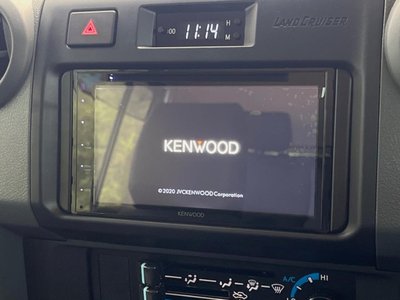 TOYOTA LAND CRUISER 70 - 3