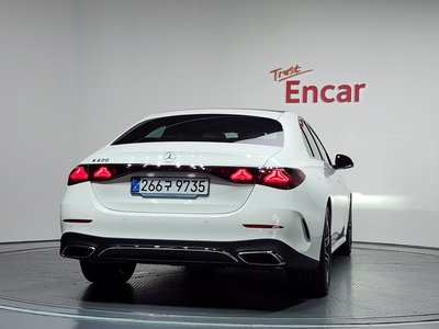 2025 Mercedes-BENZ E-CLASS 照片 4