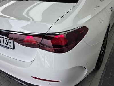2025 Mercedes-BENZ E-CLASS 照片 10