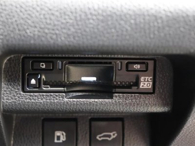 TOYOTA CROWN SPORT - 8