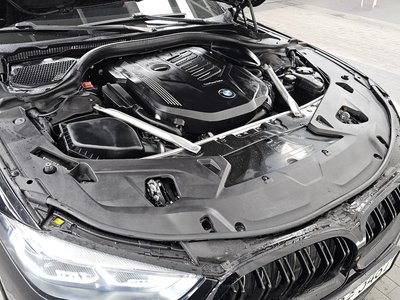 BMW 8 SERIES - 7