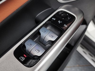 2024 Mercedes-BENZ GLC — миниатюра 27