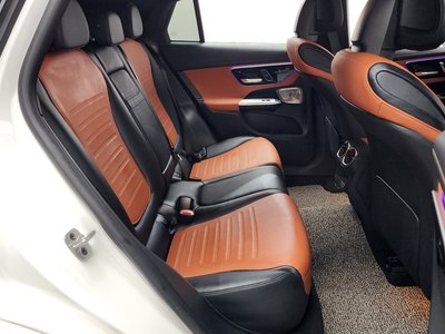 2024 Mercedes-BENZ GLC — миниатюра 17