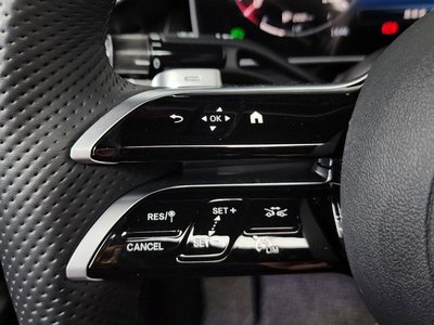 2024 Mercedes-BENZ GLC — миниатюра 22