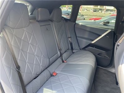 2023 BMW IX — миниатюра 16