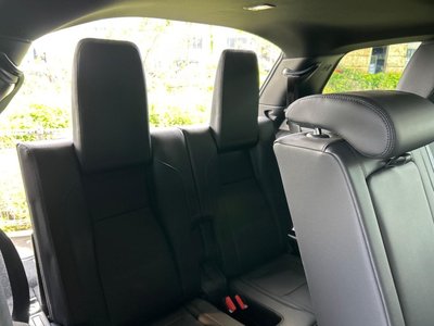 2024 LAND Rover DISCOVERY SPORT photo 4