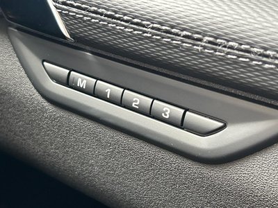 2024 LAND Rover DISCOVERY SPORT photo 8