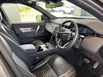 2024 LAND Rover DISCOVERY SPORT photo 10