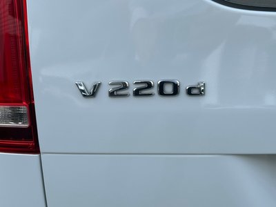 2023 Mercedes-BENZ V-CLASS photo 6