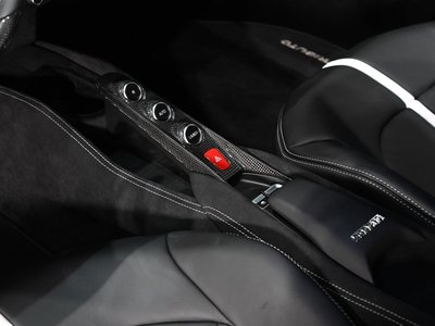 صورة 15 لـ 2020 Ferrari F8 TRIBUTO