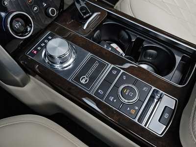 2019 LAND Rover RANGE ROVER — фото 9