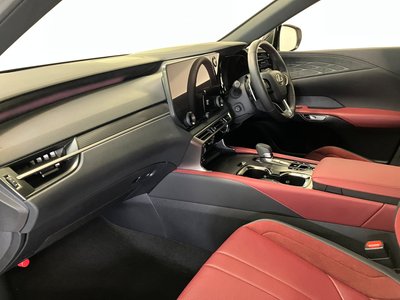 صورة مصغرة 15 لـ 2024 Lexus RX