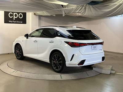 صورة 9 لـ 2024 Lexus RX