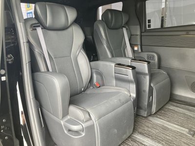 TOYOTA ALPHARD - 5
