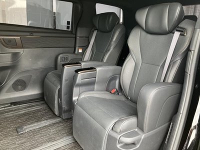 TOYOTA ALPHARD - 8