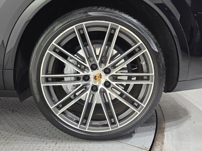 PORSCHE CAYENNE - 8