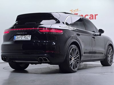 PORSCHE CAYENNE - 4