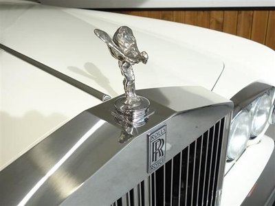 ROLLS-ROYCE SILVER SHADOW - 9