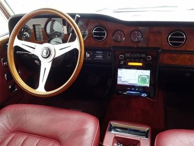 ROLLS-ROYCE SILVER SHADOW - 8