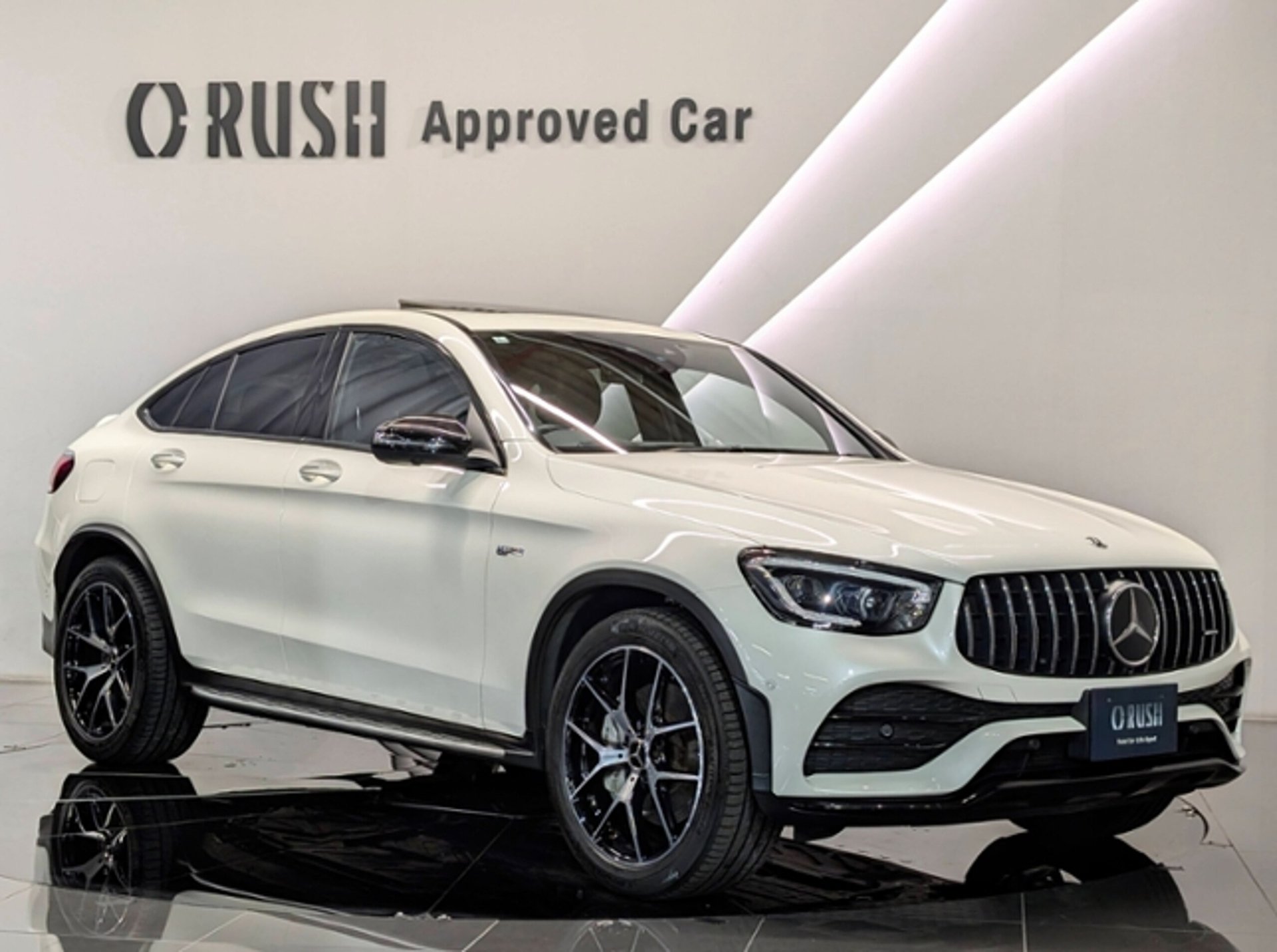 MERCEDES-BENZ GLC COUPE AMG - View 1