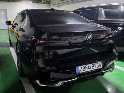 2025 BMW 7 SERIES photo 4