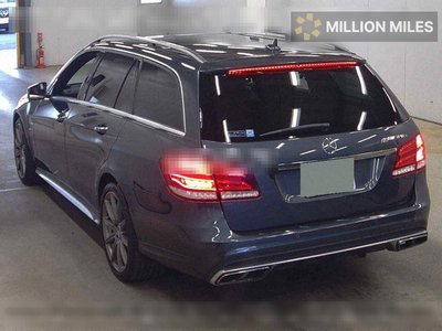 MERCEDES-BENZ E-CLASS AMG - 2