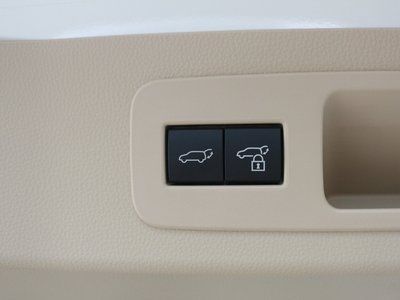 2025 Toyota LAND CRUISER 300 缩略图 45