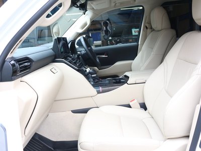 2025 Toyota LAND CRUISER 300 缩略图 15