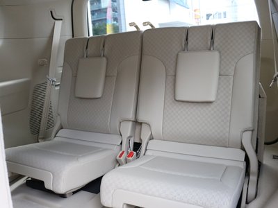2025 Toyota LAND CRUISER 300 缩略图 17