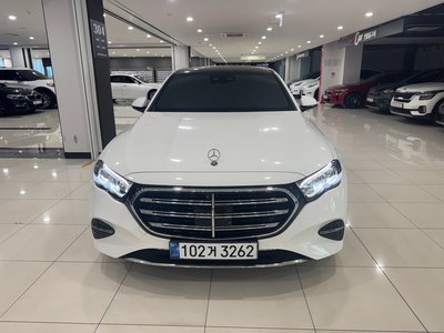 MERCEDES-BENZ E-CLASS - 2