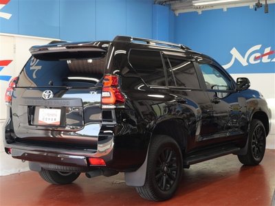 TOYOTA LAND CRUISER PRADO - 5