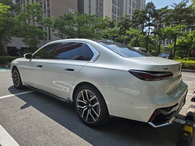 BMW 7 SERIES - 5