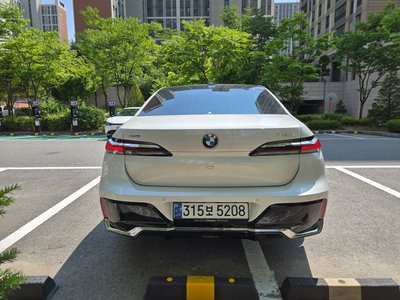 BMW 7 SERIES - 7