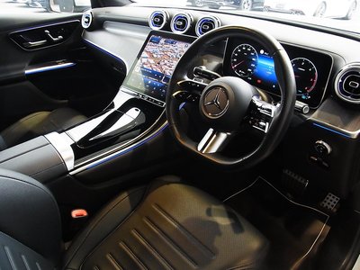 MERCEDES-BENZ GLC - 7