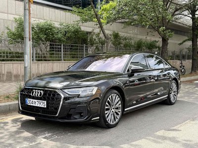 2023 AUDI A8 — фото 1