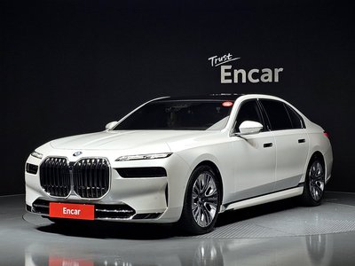 BMW 7 SERIES